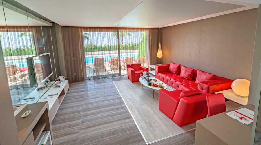 Adam Eve Hotel – Duplex swim up pokoj