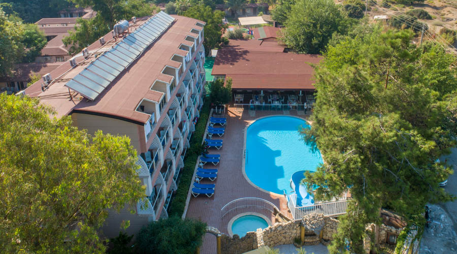 Aperion Beach Hotel