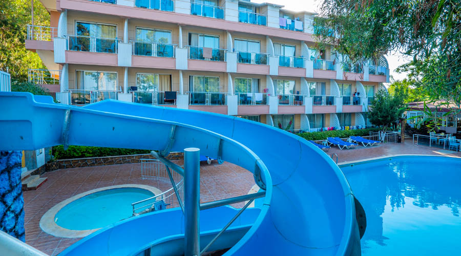 Aperion Beach Hotel