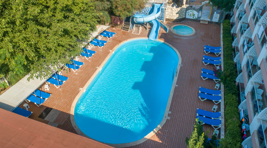 Aperion Beach Hotel