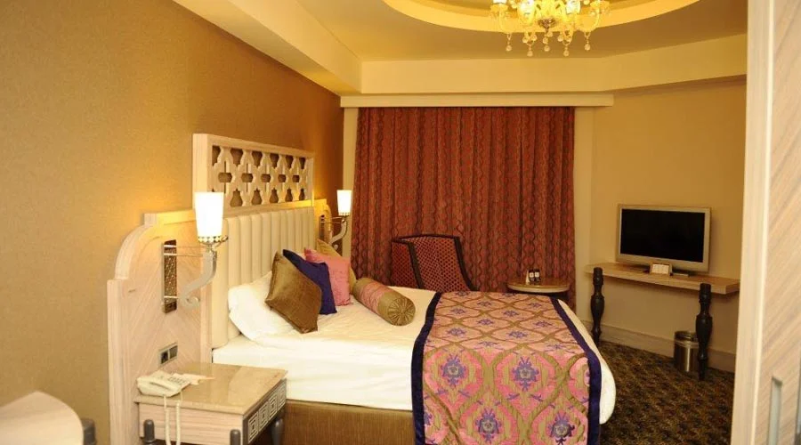 Royal Alhambra Palace Hotel - Duplex rodinný pokoj