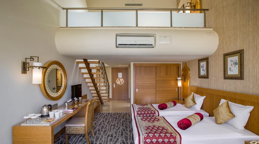Royal Dragon Hotel - Duplex rodinný pokoj