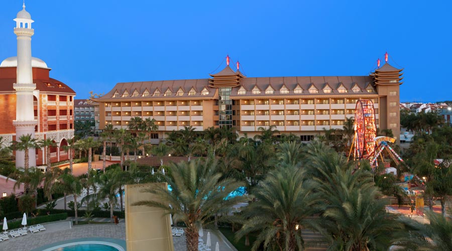 Royal Dragon Hotel