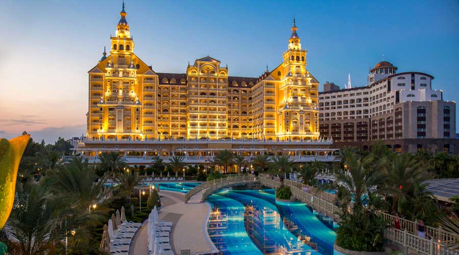 Royal Holiday Palace Hotel
