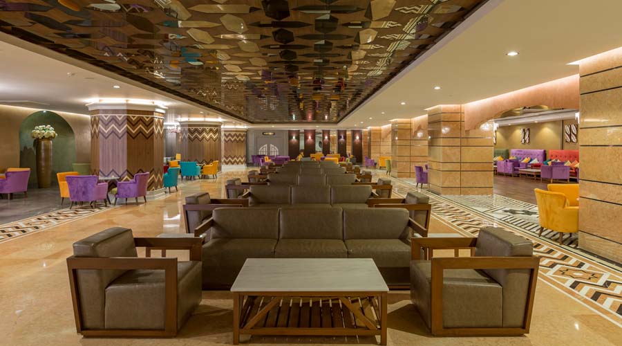 Royal Taj Mahal Hotel