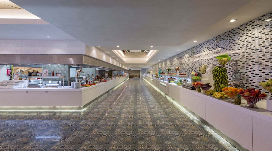 Royal Taj Mahal Hotel